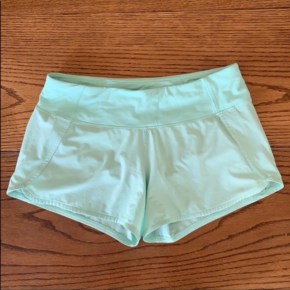 Lululemon shorts size 8